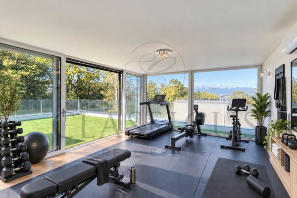 Maison contemporaine avec piscine et rooftop jacuzzi vue lac 11