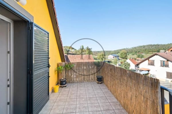 Building/ Rental house with 3 apartments 6