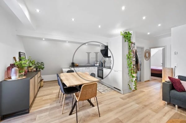 Building/ Rental house with 3 apartments 2