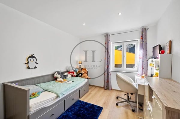 Building/ Rental house with 3 apartments 13