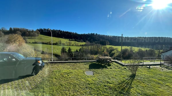 Belle maison avec chambres d'hôtes et un appartement de 2,5 pièces 7