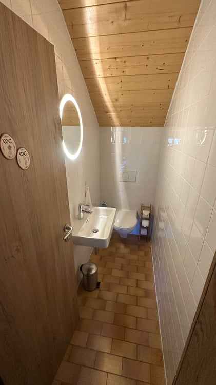 Belle maison avec chambres d'hôtes et un appartement de 2,5 pièces 41