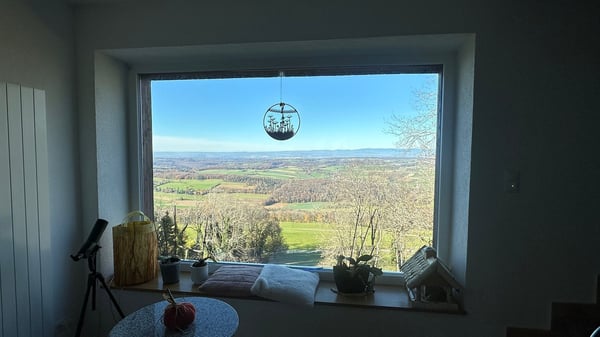 Belle maison avec chambres d'hôtes et un appartement de 2,5 pièces 19