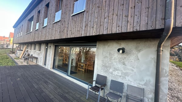 Belle maison avec chambres d'hôtes et un appartement de 2,5 pièces 9