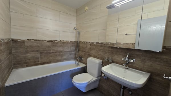 Magnifique 3,5 pièces avec balcon, possibilité d'achat d'un garage 10
