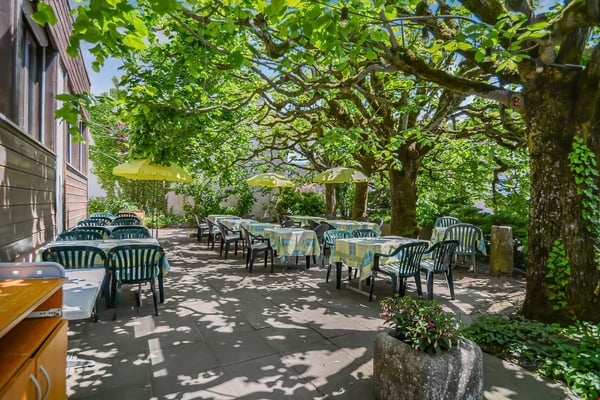 Hôtel-restaurant à Courgenay 5