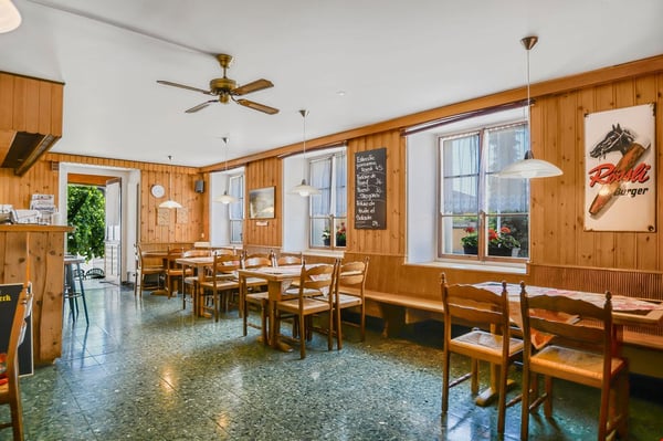 Hôtel-restaurant à Courgenay 2