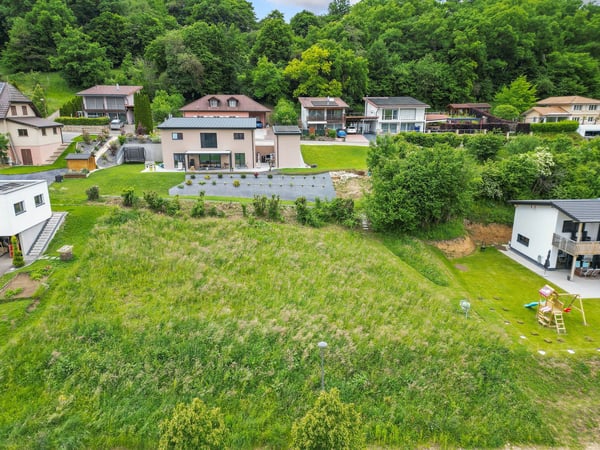 Terrain à bâtir dans un quartier résidentiel de Chevenez 2
