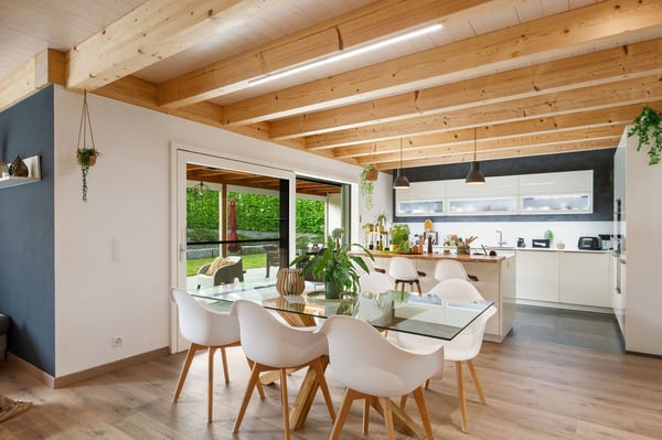 Spacieuse maison individuelle de 6.5 pièces à Courgenay avec espace professionnel indépendant 2