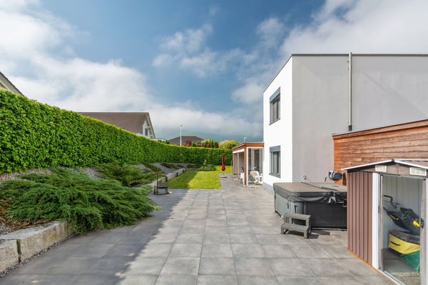 Spacieuse maison individuelle de 6.5 pièces à Courgenay avec espace professionnel indépendant 13