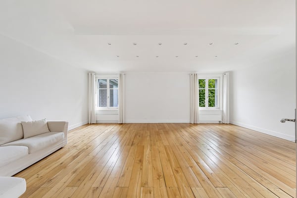 Propriété de prestige entourée de verdure à Lausanne 9