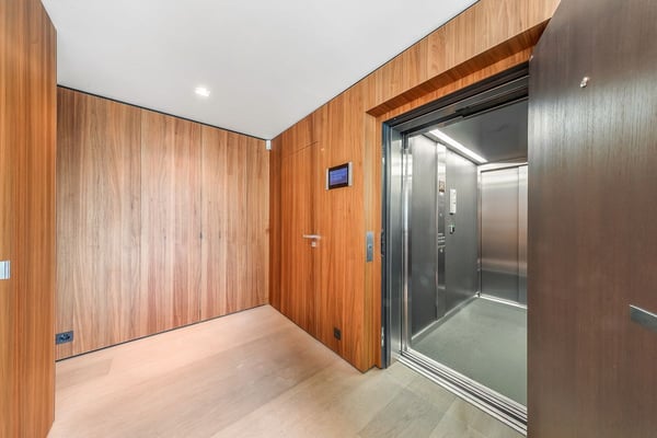 Exclusivité! Appartement de prestige au coeur de Genève, à deux pas de l'Hôtel d'Angleterre 12