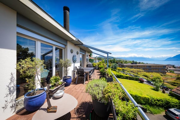 Penthouse 2 pièces, vue panoramique, calme, avec studio indépendant 2