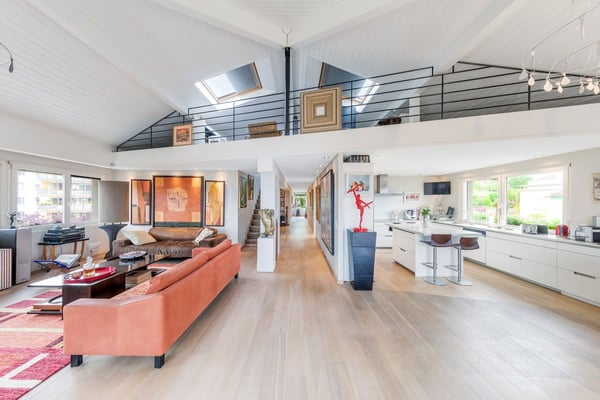 Penthouse 2 pièces, vue panoramique, calme, avec studio indépendant 4