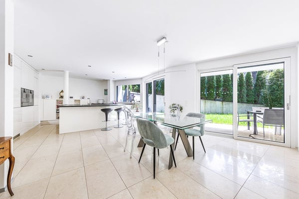 Appartement haut de gamme alliant confort et tranquillité à Pully 3