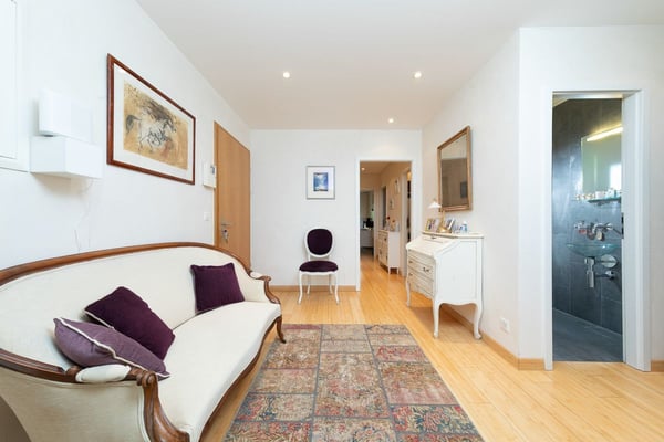 Spacieux 1.5 pièces à La Conversion avec magnifique terrasse plein SUD 6