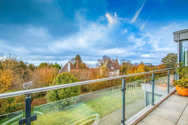 Spacieux 1.5 pièces à La Conversion avec magnifique terrasse plein SUD 11