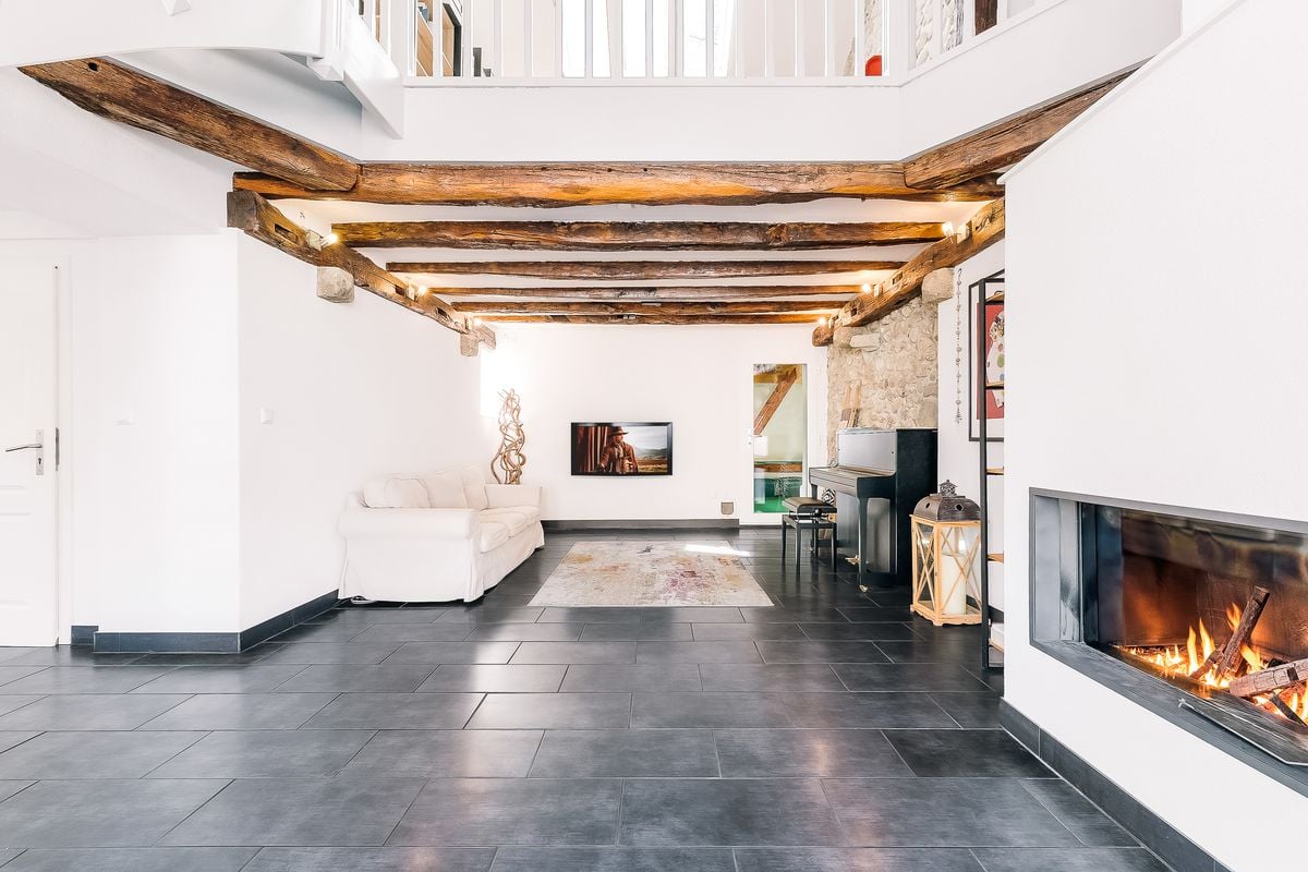 Immobilie in Valeyres-sous-rances - Exklusivität - Einzelhaus komplett renoviert mit großem Atelier und Garage - Bild 4