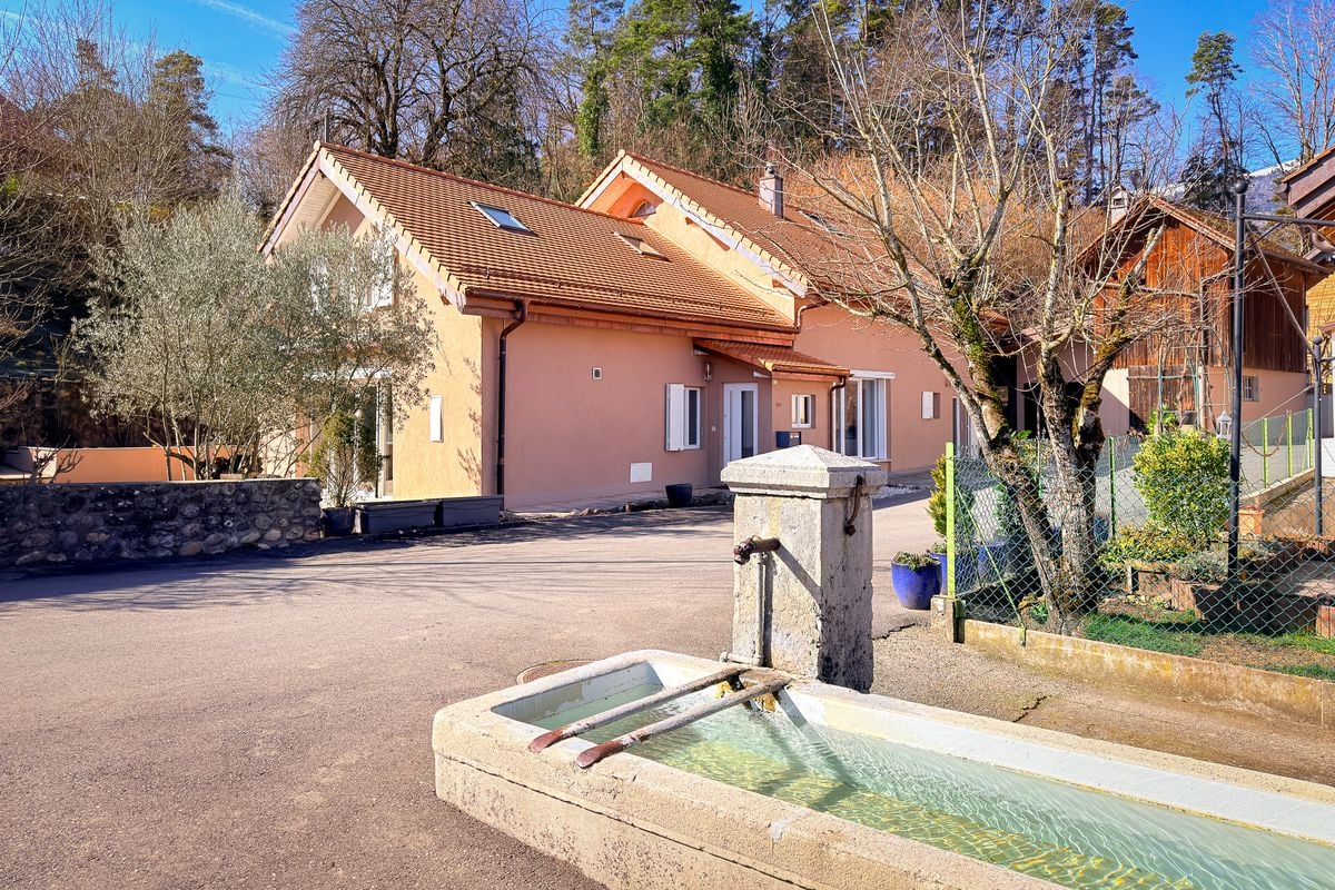 Immobilie in Valeyres-sous-rances - Exklusivität - Einzelhaus komplett renoviert mit großem Atelier und Garage - Bild 0