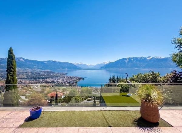 Villa individuelle avec piscine et vue panoramique époustouflante 10