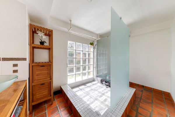 Villa Jumelle avec Jardin de Charme à Jouxtens-Mézery 8