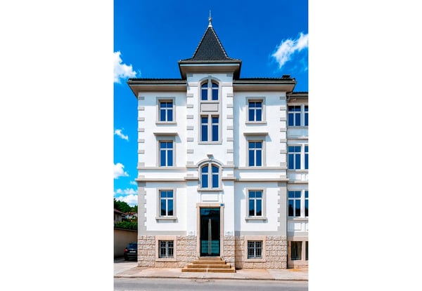 Bâtiment de rendement partie de l'UNESCO (potentiel d'extention et rendement brut 5.77%) 2