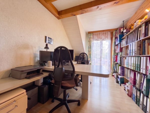 Yverdon - Attique en duplex de 5,5 pièces avec grande terrasse et véranda d'hiver 12