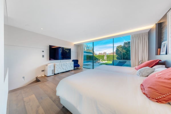 Villa contemporaine d'exception - Accès privé au lac 10