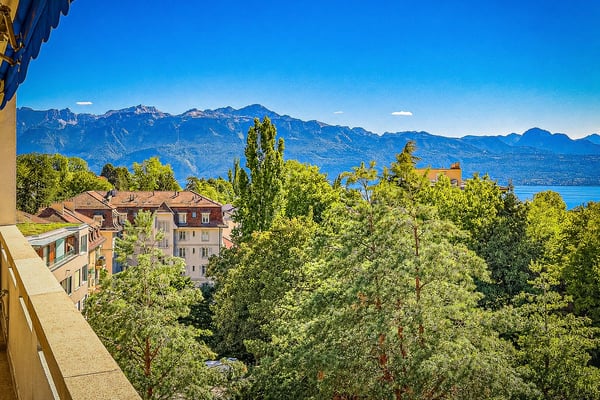 Bel attique de 169m2 au coeur de Chailly 1