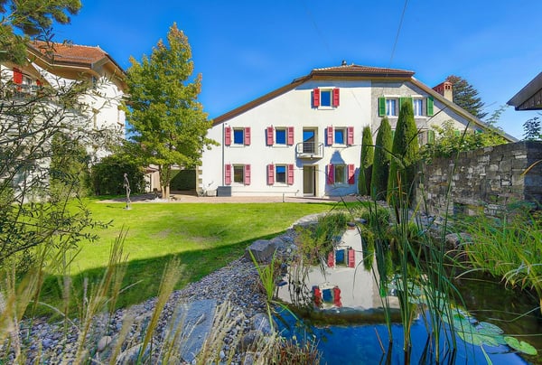 Maison de caractère au coeur du village 1