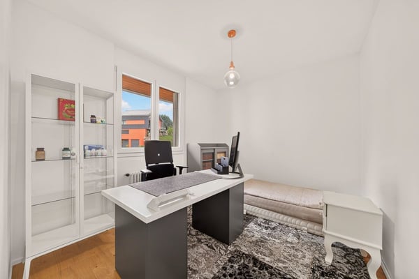 Rare duplex de 5.5 pièces: esprit villa, jardin et vue lac 9
