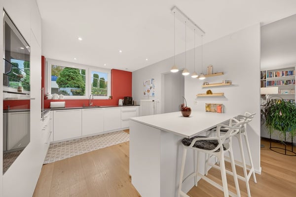 Rare duplex de 5.5 pièces: esprit villa, jardin et vue lac 3