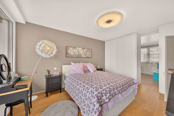 Rare duplex de 5.5 pièces: esprit villa, jardin et vue lac 6