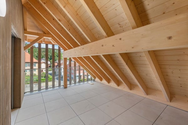 Élégance d'antan et confort moderne pour ce 1.5 pièces dans un bâtiment classé 12