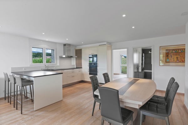 Appartement de standing avec vue dégagée 8