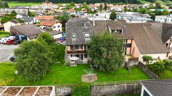 Immeuble de charme idéalement situé 7