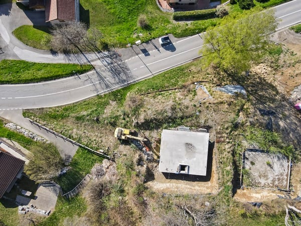 Avec permis de construire, situé à Dugny 5 minutes d'Ovronnaz 9