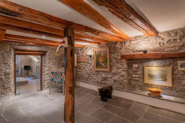 Ancienne maison vigneronne rénovée avec beaucoup de cachet 2