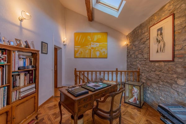 Ancienne maison vigneronne rénovée avec beaucoup de cachet 10