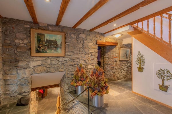 Ancienne maison vigneronne rénovée avec beaucoup de cachet 4