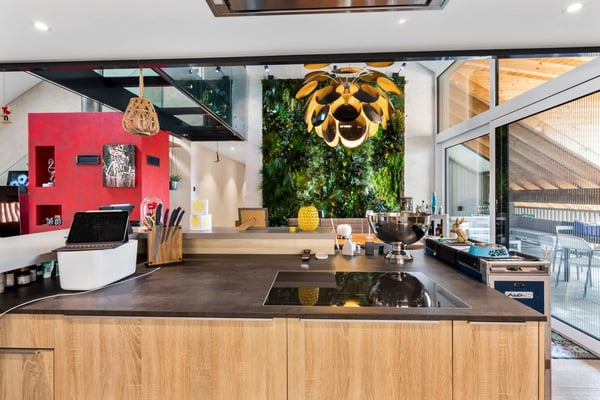 EN EXCLUSIVITE: Un bijoux de 230 m2 situé à 15 minutes d'Epalinges liant luxe, calme et espace. 3
