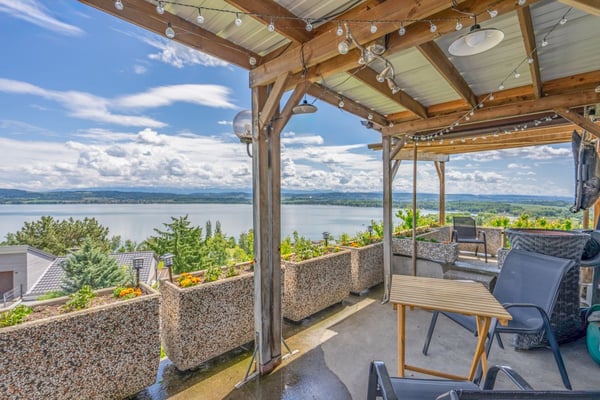 Magnifique terrain avec vue sur le lac de Morat et la possibilité de construire appartement ou maison 6