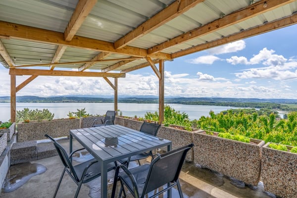 Magnifique terrain avec vue sur le lac de Morat et la possibilité de construire appartement ou maison 7