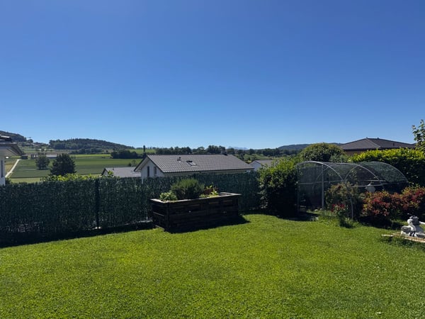 Exlusivité - Maison familiale avec grand terrain,lumière exceptionnelle et un porentiel d'agrandissement. 4