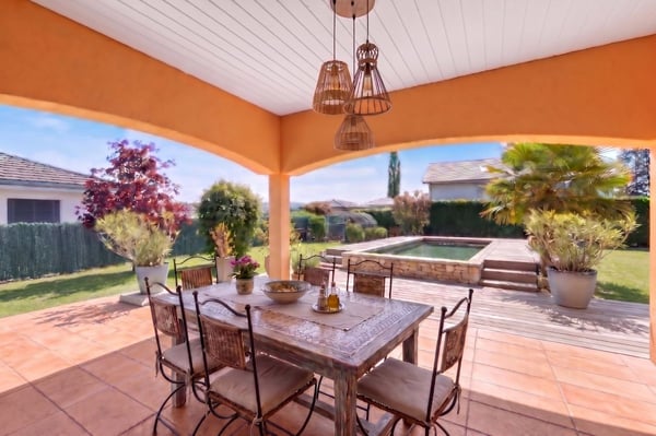 Exlusivité - Maison familiale avec grand terrain,lumière exceptionnelle et un porentiel d'agrandissement. 7