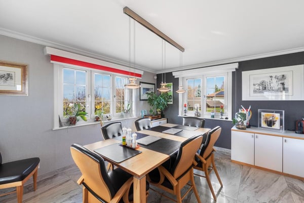 Splendide villa en bordure de zone agricole avec débouchée sur le lac 11