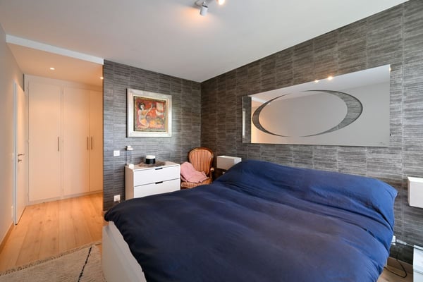 Élégant appartement de 5 pièces au coeur d'un parc arboré 8