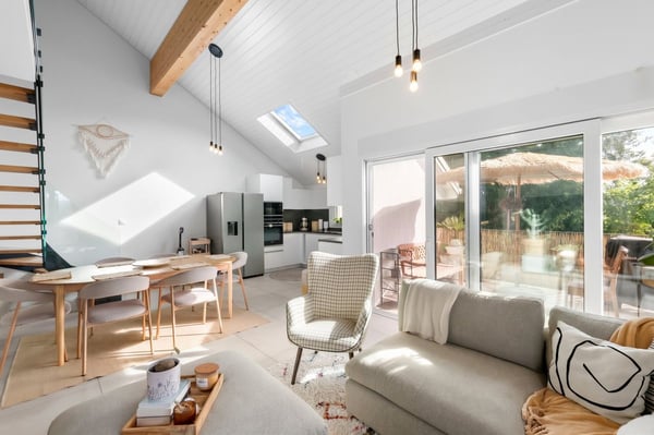 Duplex en attique, luminosité et calme dans un immeuble de 2023 1