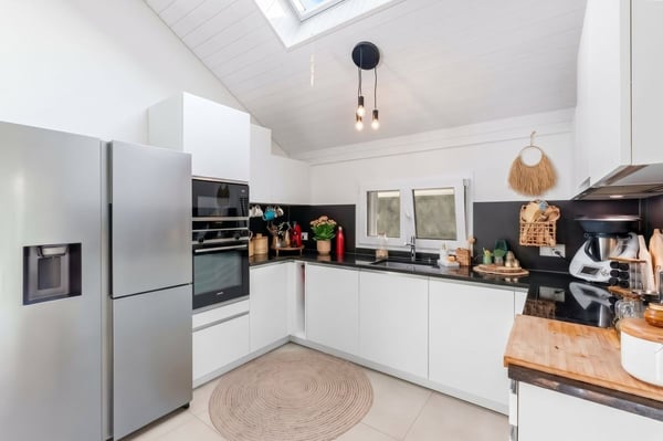 Duplex en attique, luminosité et calme dans un immeuble de 2023 6