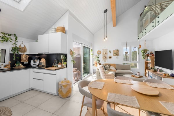 Duplex en attique, luminosité et calme dans un immeuble de 2023 5